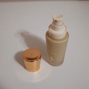 Charlotte Tilbury Magic Foundation